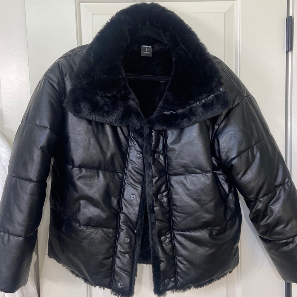 Only worn once! Express reversible jacket. Black. Small.